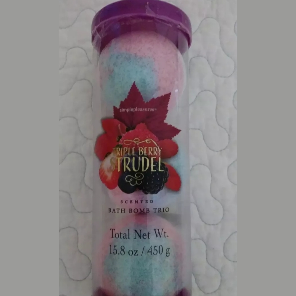 Triple Berry Strudel Bath Bomb Trio
